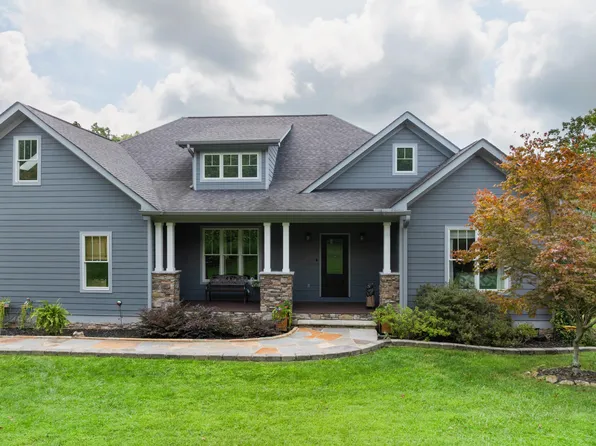 280 Pine Ridge Dr, Signal Mountain, TN 37377