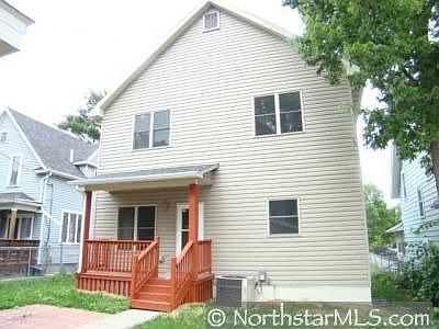 3rd image of 1321 Logan Ave N