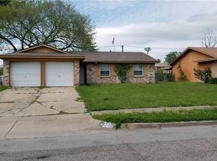 1205 Chapman Dr, Mesquite, TX 75149