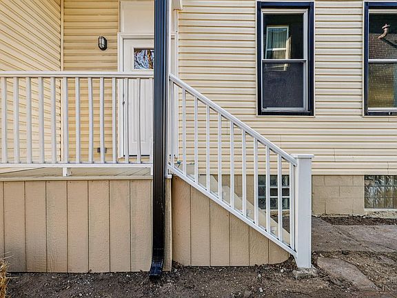 4th image of 1771 Townsend St
