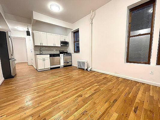 1st image of 335 W 14th St APT 34