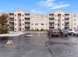 310 Village Grove Dr #315, Tecumseh, ON N8N4X7