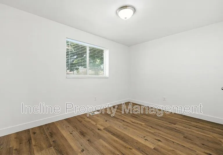 758 N 1060 W — Photo 8