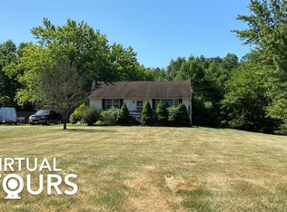 8 Cedar Rd, Whitehouse Station, NJ 08889