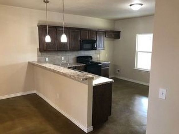 5th image of 108 Dewald St #B