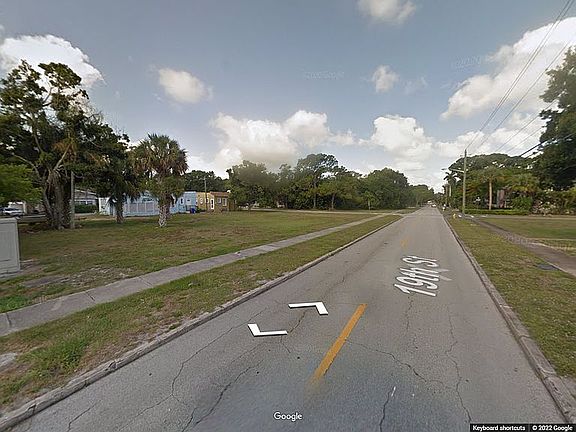 4th image of 1860 22nd Ave