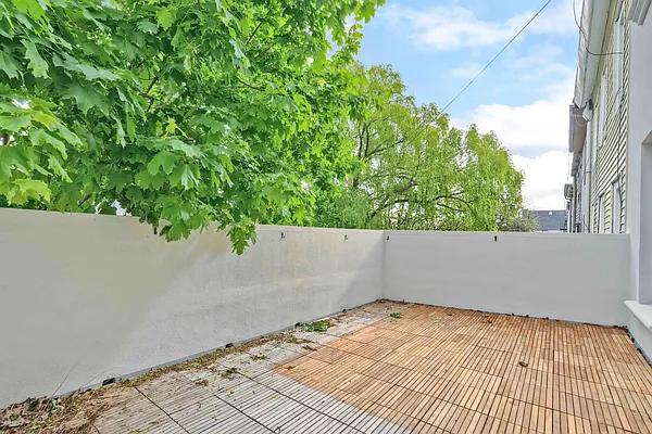 Rented by Brownstone Property Group | media 45