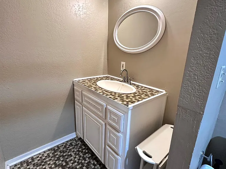 103 Yucca Dr #3 — Photo 10
