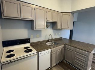 3213 Vine St, Cincinnati, OH 45220