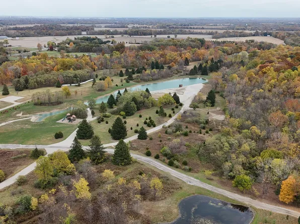 8351 S State Road 39, Clayton, IN 46118