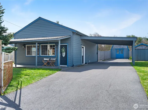 309 S Razor Clam Drive SW, Ocean Shores, WA 98569