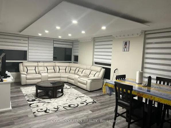 4727 Sheppard Ave E #212, Toronto, ON M1S 5B3