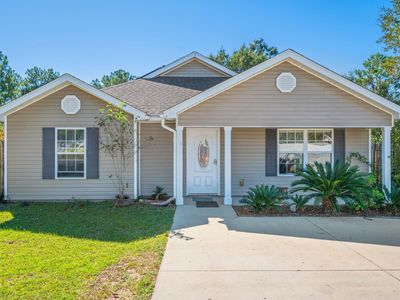 19 N Raphael Rd, Defuniak Springs, FL, 32433