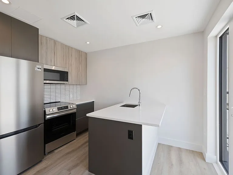 2605 Snyder Ave #7C — Photo 11
