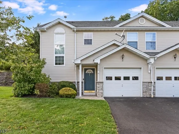 9 Ferndale Ln, Hardyston Twp., NJ 07419