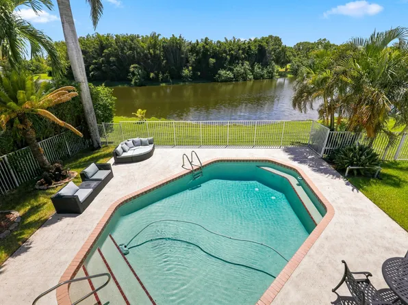 1690 Corsica Drive, Wellington, FL 33414