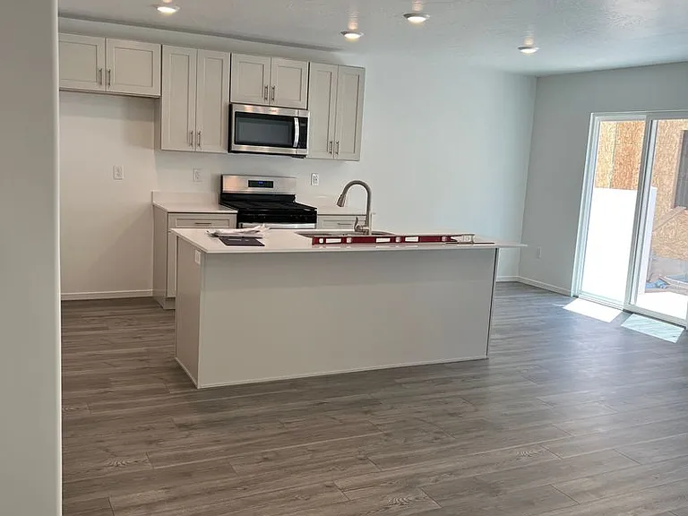 2981 W Graham Loop — Photo 4