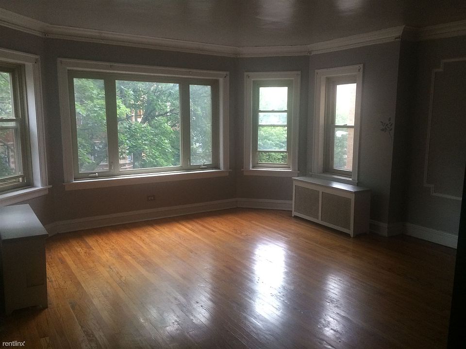 2nd floor living room