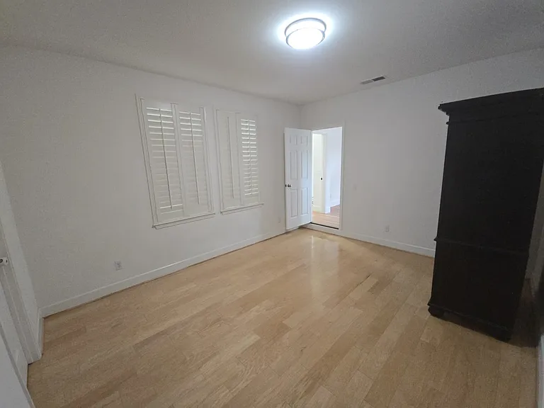 798 S Escuela Dr — Photo 12