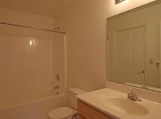 201 Sparrow Rd, Hummelstown, PA 17036