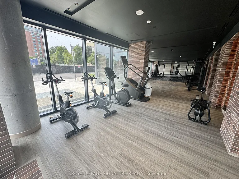4010 Eglinton Ave W #1421 — Photo 25