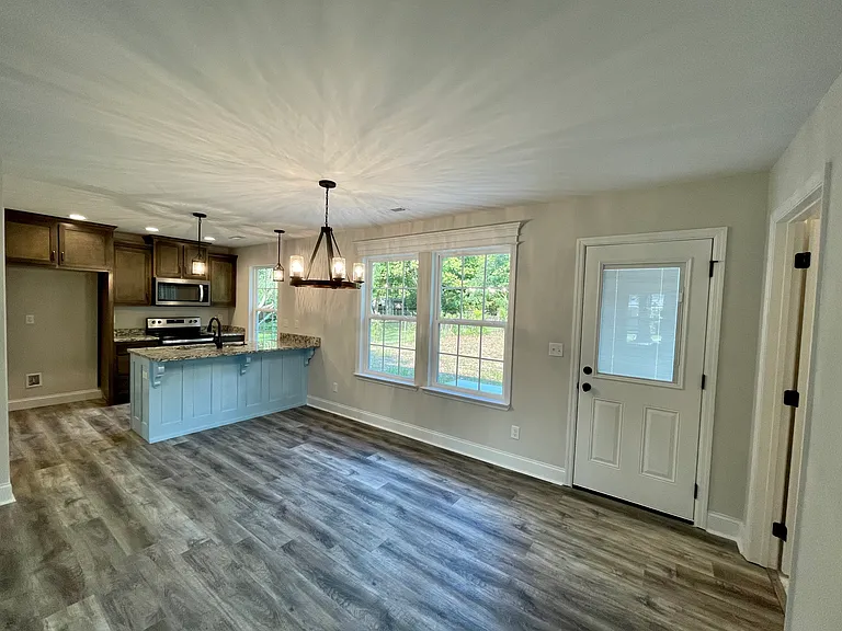 105 Biscayne Blvd — Photo 3