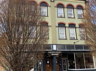 622 N Main St #8, Bloomington, IL 61701