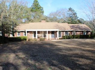 1803 Pine Forest Cir, Dublin, GA 31021