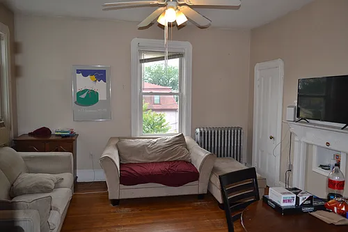 54 Pleasant St #3 Photo 1