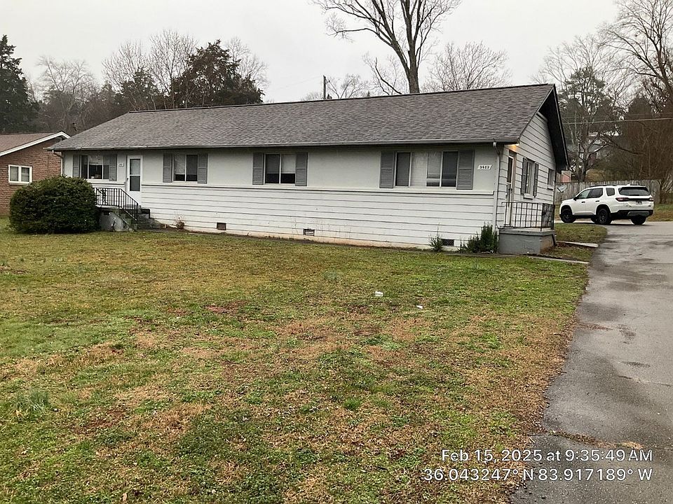 1st image of 3811 Woodlake Dr #3813