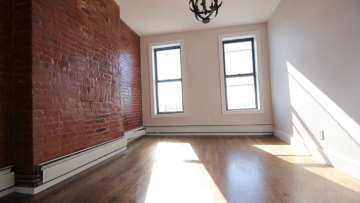 Rented by Nooklyn NYC LLC | media 8