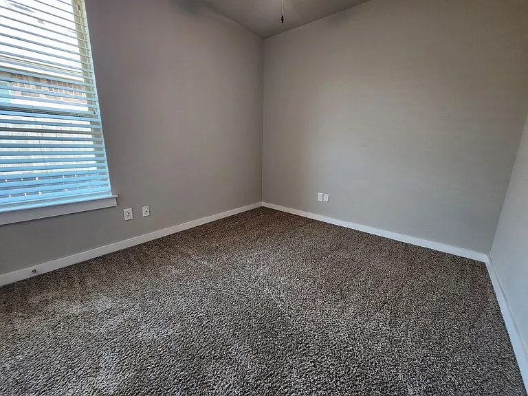 530 Creekside Frst — Photo 9