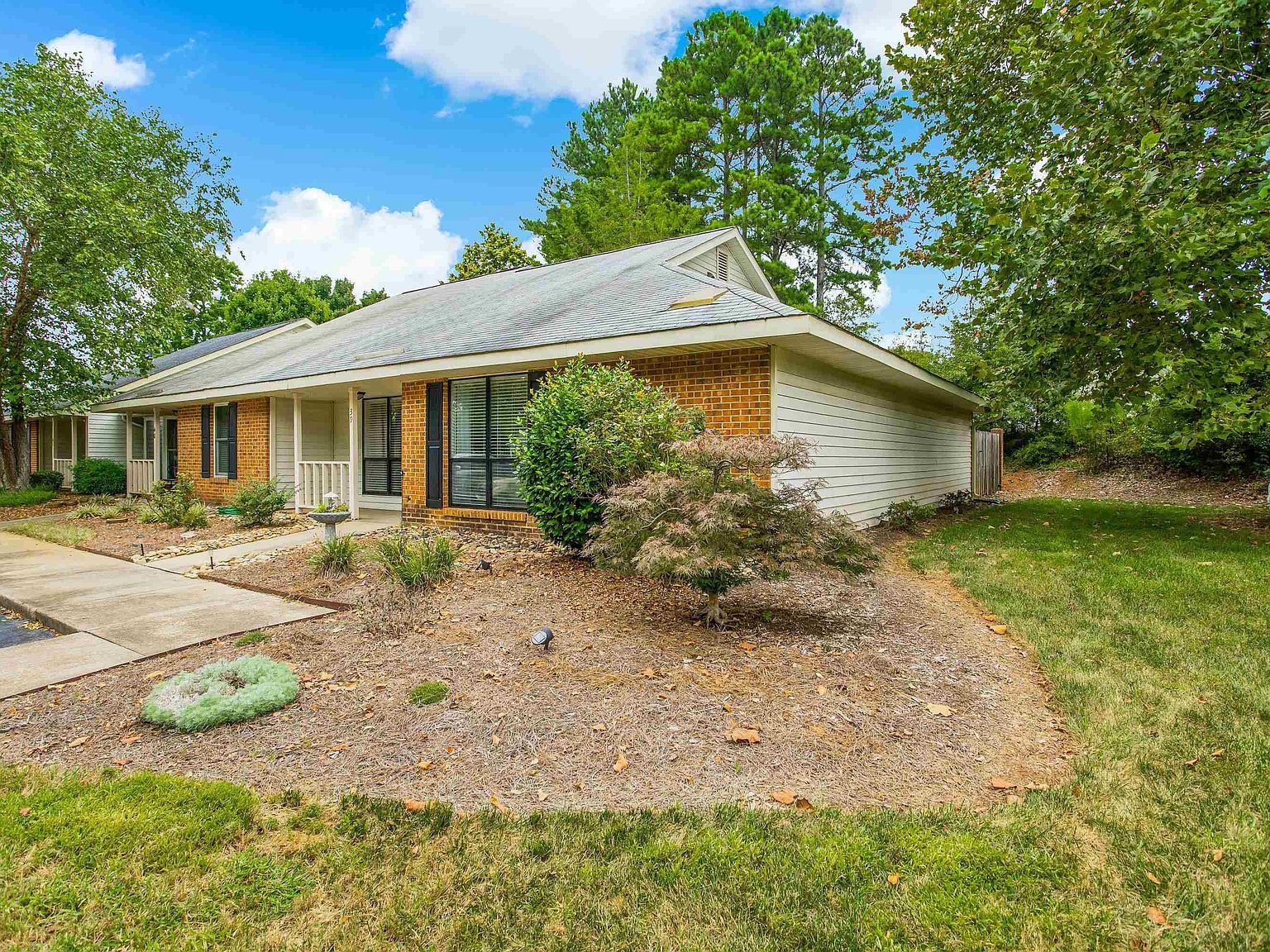 39 Forest Lake Dr, Simpsonville, SC 29681 Zillow