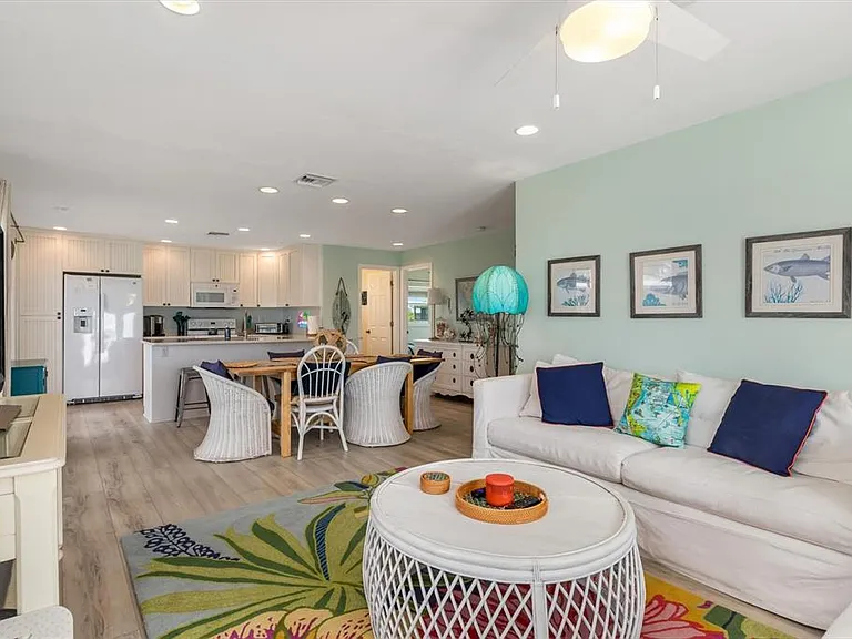 9750 Little Gasparilla Is — Photo 47