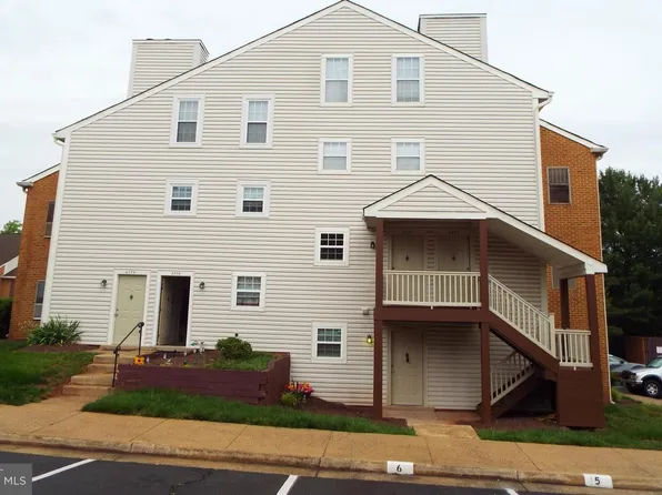 8720 Sugarwood Ln #1, Manassas, VA 20110