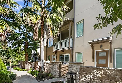 985 Doheny Way Photo 1