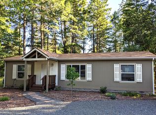 157 Enchanted Way, Cave Junction, OR 97523