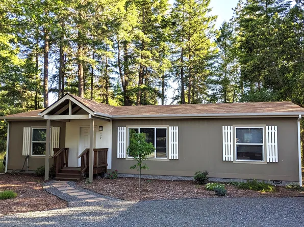157 Enchanted Way, Cave Junction, OR 97523