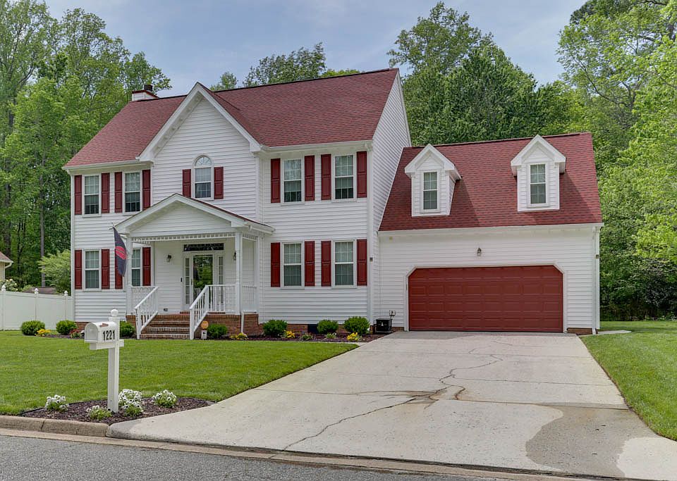 1st image of 1221 Creekview Dr
