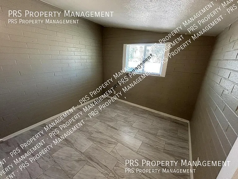 761 N Delaware St #A — Photo 14