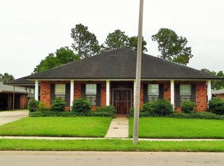 7422 Morrison Rd, New Orleans, LA 70126