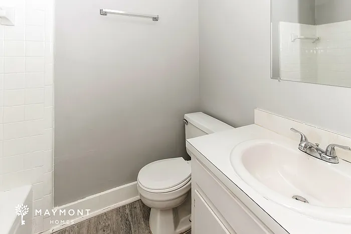 1808 Laredo Dr — Photo 13