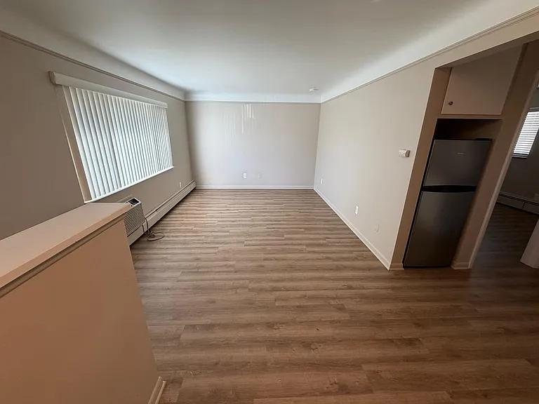 28645 John R Rd #R — Photo 16