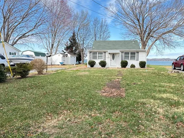 42366 Allison Dr, Mechanicsville, MD 20659