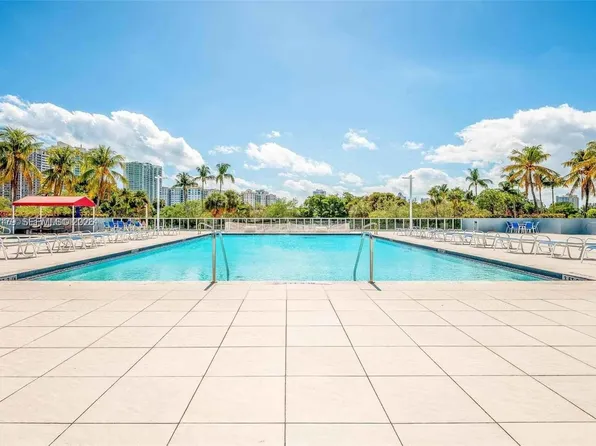3675 N Country Club Dr APT 1906, Aventura, FL 33180