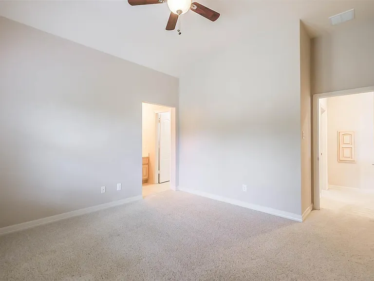 12411 Santiago Cove Ln — Photo 35
