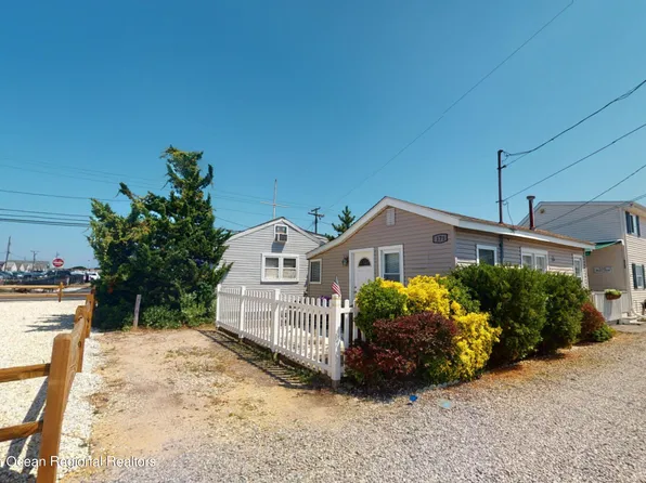 171 W Central Avenue, South Seaside Park, NJ 08752