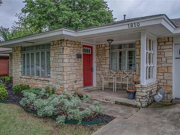 3rd image of 1810 Westminster Pl