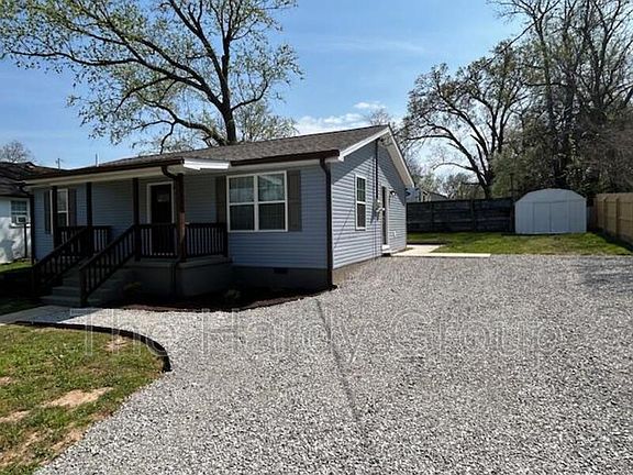 3rd image of 203 Floyd St