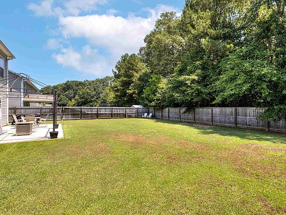 3rd image of 205 Whitetail Cir